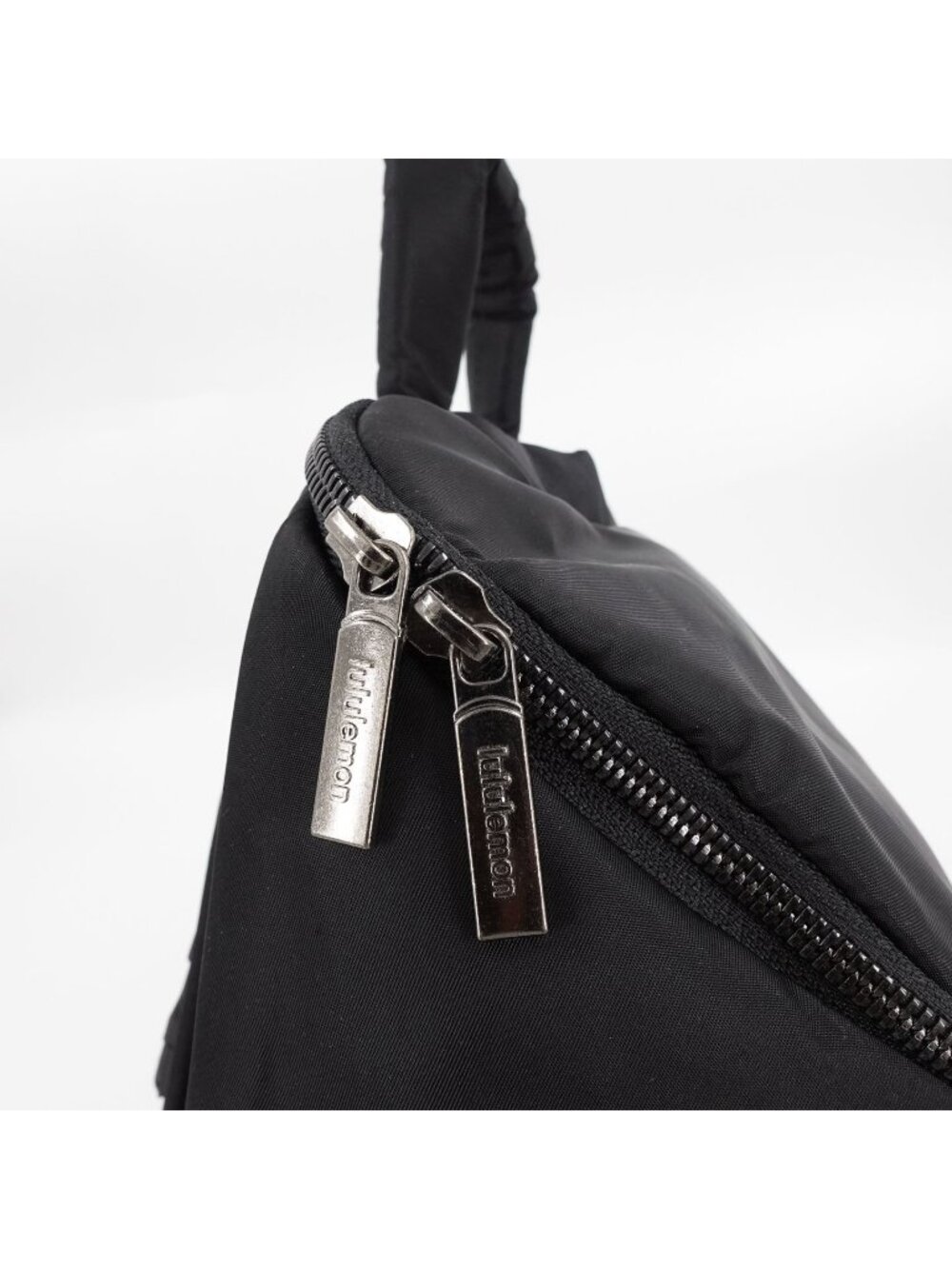 Lululemon New Parent Backpack 17L Black OS - Picture 13 of 16